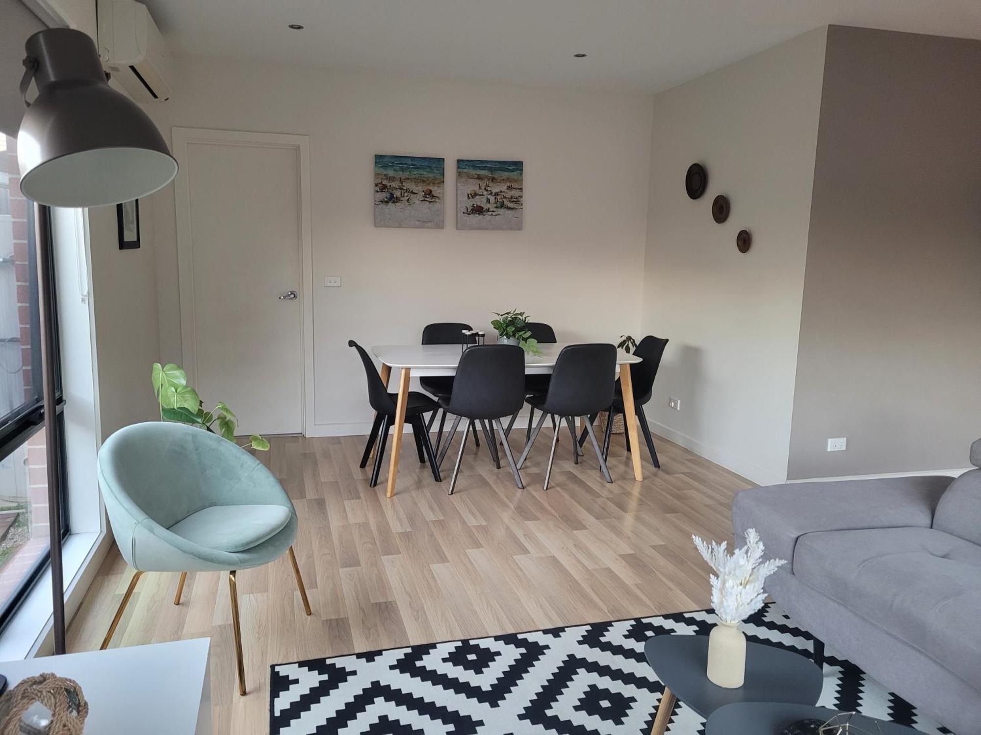 Boulder House Villa - Melbourne